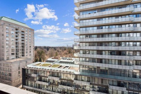 Photo 13 at 906 - 18 Merton Street, Mount Pleasant West, Toronto