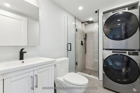 Photo 25 at 906 - 18 Merton Street, Mount Pleasant West, Toronto