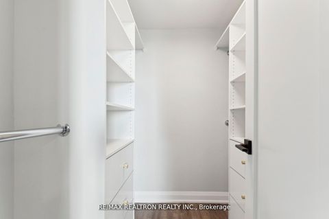 Photo 37 at 906 - 18 Merton Street, Mount Pleasant West, Toronto