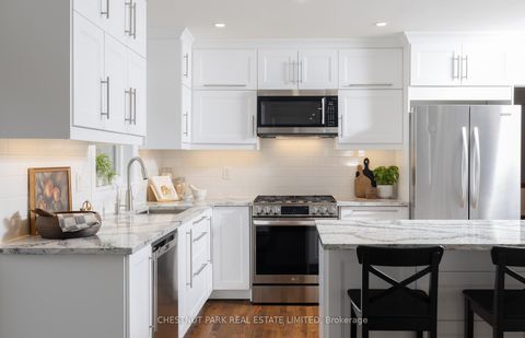 Photo 6 at 4 Galloway Crescent, Uxbridge