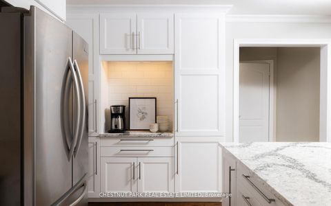 Photo 8 at 4 Galloway Crescent, Uxbridge