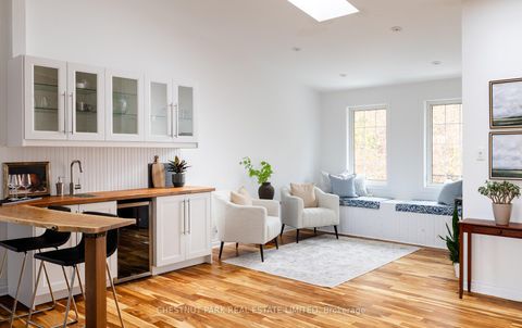 Photo 18 at 4 Galloway Crescent, Uxbridge