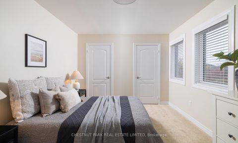 Photo 23 at 4 Galloway Crescent, Uxbridge