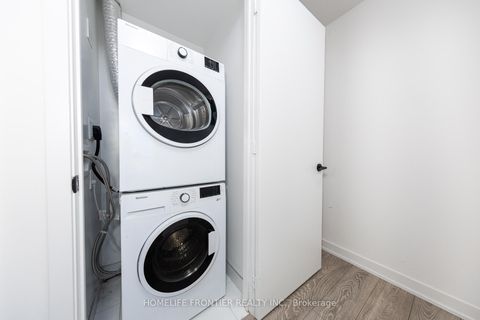 Photo 10 at 4702 - 108 Peter Street, Waterfront Communities C1, Toronto