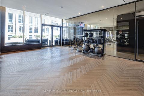 Photo 11 at 6303 - 11 Yorkville Avenue, Annex, Toronto