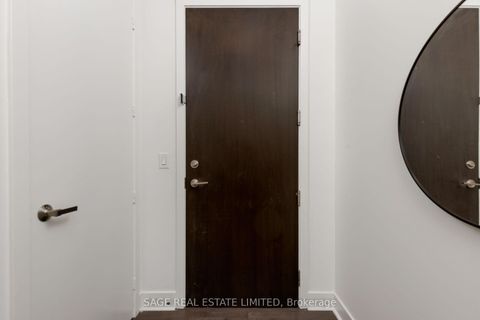 Photo 3 at 516 - 399 Adelaide Street W, Waterfront Communities C1, Toronto