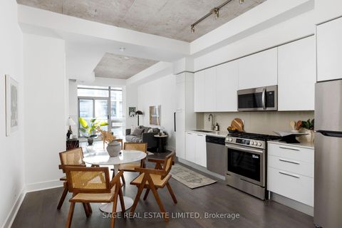 Photo 8 at 516 - 399 Adelaide Street W, Waterfront Communities C1, Toronto