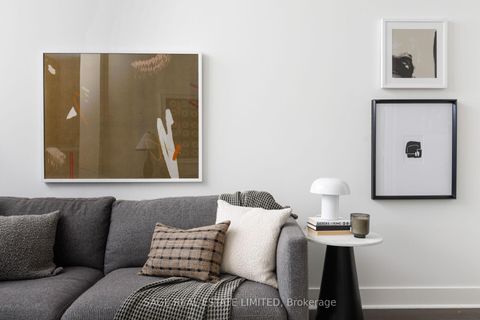 Photo 13 at 516 - 399 Adelaide Street W, Waterfront Communities C1, Toronto