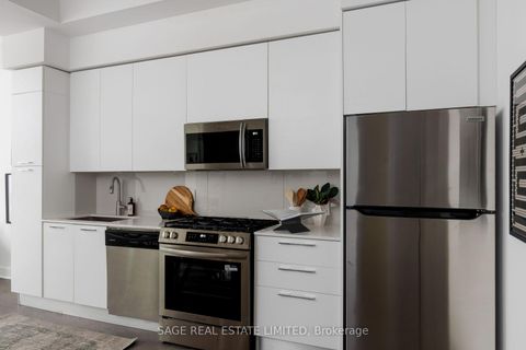 Photo 23 at 516 - 399 Adelaide Street W, Waterfront Communities C1, Toronto