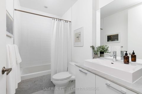 Photo 30 at 516 - 399 Adelaide Street W, Waterfront Communities C1, Toronto