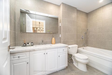 Photo 11 at 304 - 30 Anglesey Boulevard, Humber Valley, Toronto