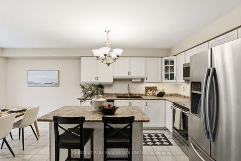 Photo 8 at 55 Apple Tree Crescent, Uxbridge