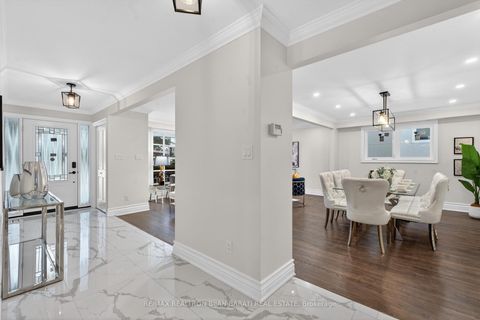 Photo 14 at 32 Colonnade Road, Steeles, Toronto