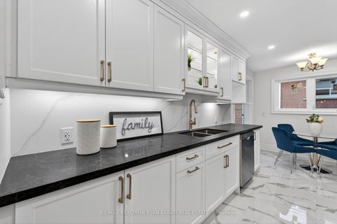 Photo 24 at 32 Colonnade Road, Steeles, Toronto