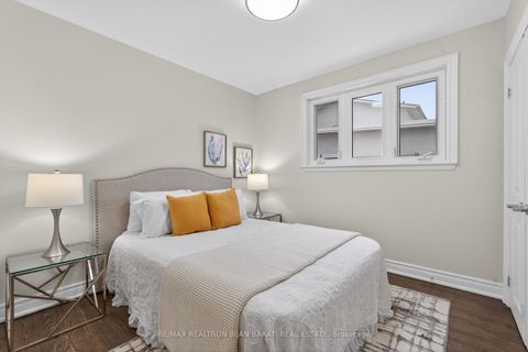 Photo 27 at 32 Colonnade Road, Steeles, Toronto