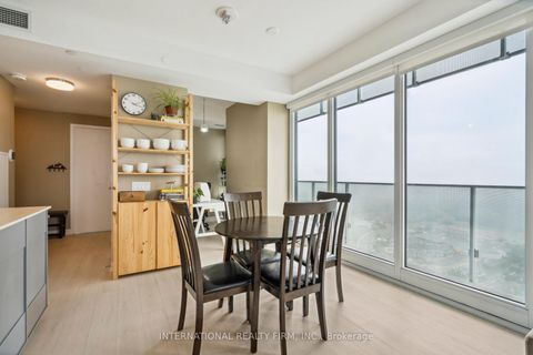 Photo 5 at 4004 - 3900 Confederation Parkway, City Centre, Mississauga