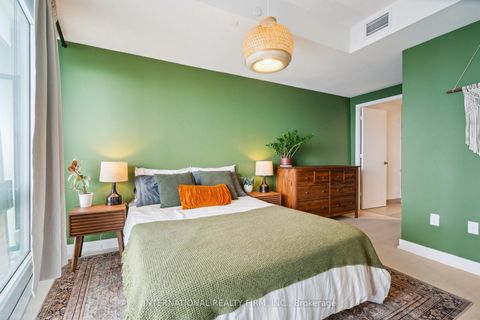 Photo 10 at 4004 - 3900 Confederation Parkway, City Centre, Mississauga