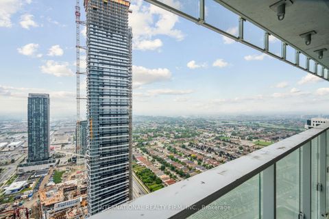 Photo 25 at 4004 - 3900 Confederation Parkway, City Centre, Mississauga