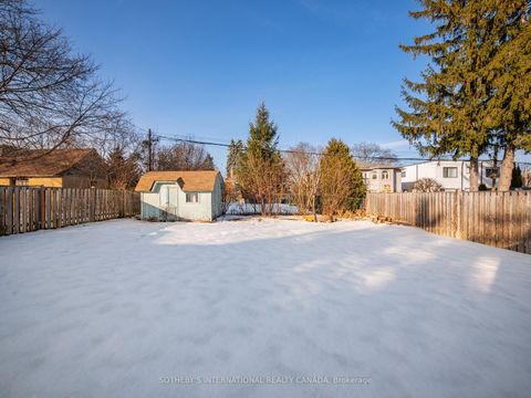 Photo 37 at 4 Riverlea Drive, Humber Heights, Toronto