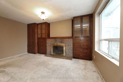 Photo 18 at 183 Waverley Road, The Beaches, Toronto