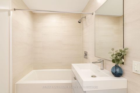 Photo 11 at 602 - 2920 highway 7 Road, Concord, Vaughan