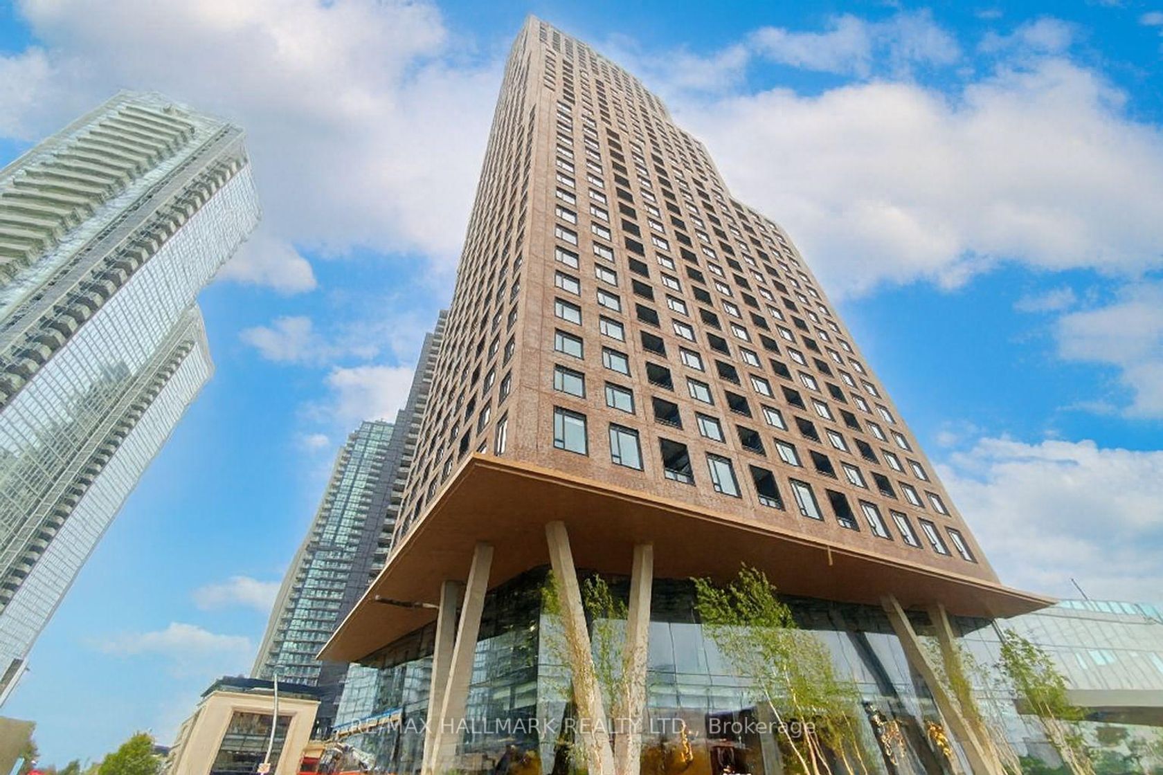 602 - 2920 highway 7 Road, Concord, Vaughan photo number 2