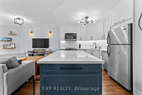 Photo 4 at 637 - 250 Manitoba Street, Mimico, Toronto