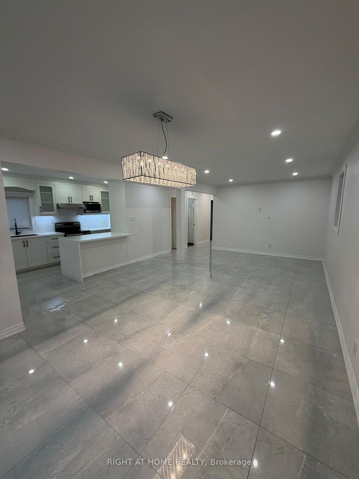 Photo 1 at 200 Gary Drive, Pelmo Park W4, Toronto