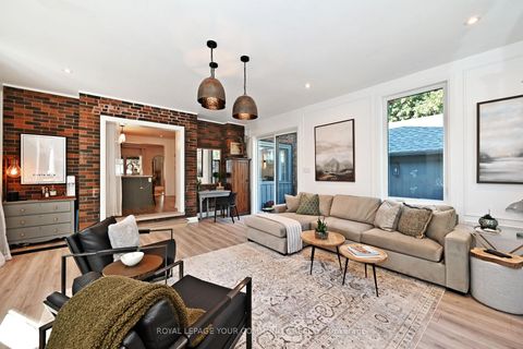 Photo 13 at 82 Centre Street, Aurora Village, Aurora