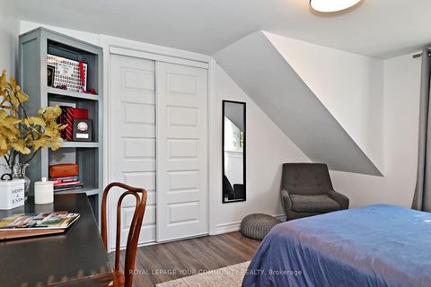 Photo 24 at 82 Centre Street, Aurora Village, Aurora