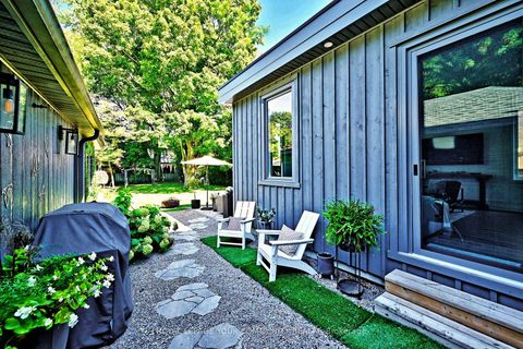 Photo 45 at 82 Centre Street, Aurora Village, Aurora