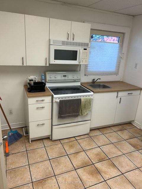 Photo 17 at 41 Bloor Street E, Lakeview, Oshawa