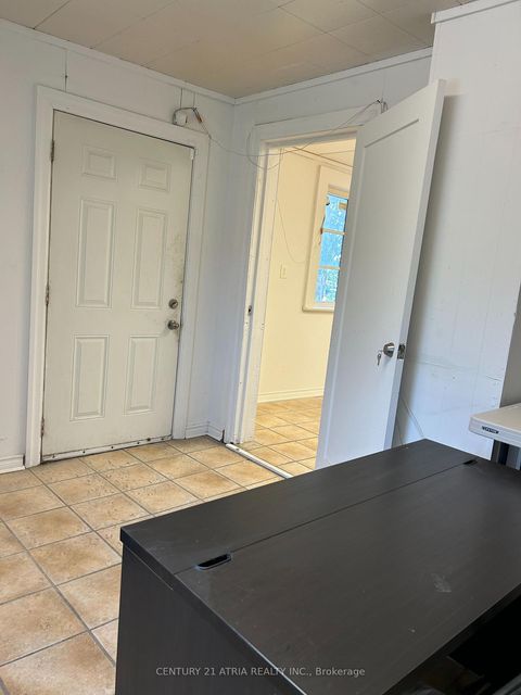 Photo 22 at 41 Bloor Street E, Lakeview, Oshawa