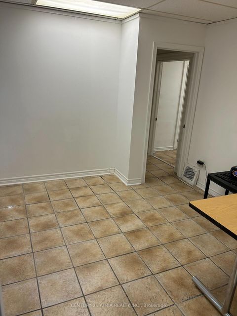 Photo 25 at 41 Bloor Street E, Lakeview, Oshawa