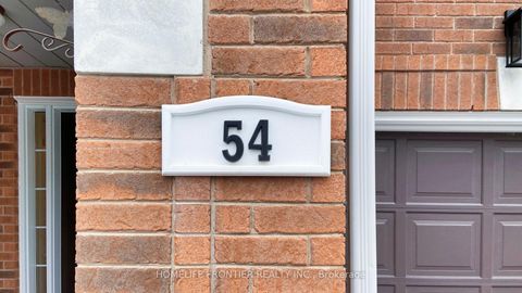 Photo 2 at 54 - 190 Harding Boulevard W, North Richvale, Richmond Hill