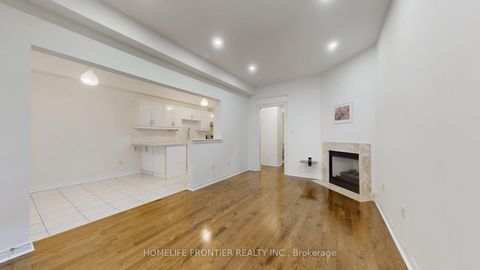 Photo 6 at 54 - 190 Harding Boulevard W, North Richvale, Richmond Hill