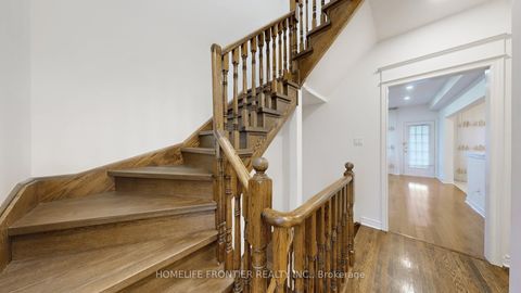 Photo 15 at 54 - 190 Harding Boulevard W, North Richvale, Richmond Hill