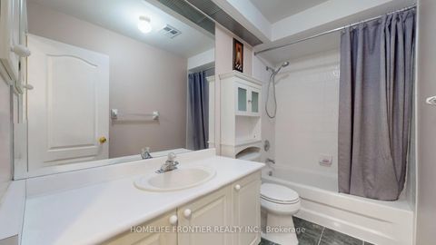 Photo 29 at 54 - 190 Harding Boulevard W, North Richvale, Richmond Hill