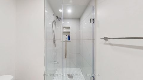 Photo 33 at 54 - 190 Harding Boulevard W, North Richvale, Richmond Hill