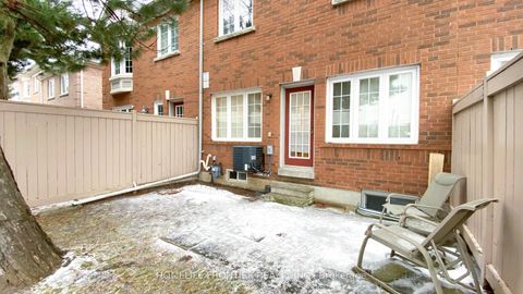 Photo 35 at 54 - 190 Harding Boulevard W, North Richvale, Richmond Hill