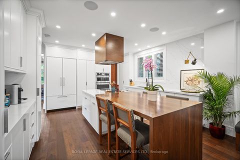 Photo 9 at 4 Reigate Road, Humber Valley, Toronto