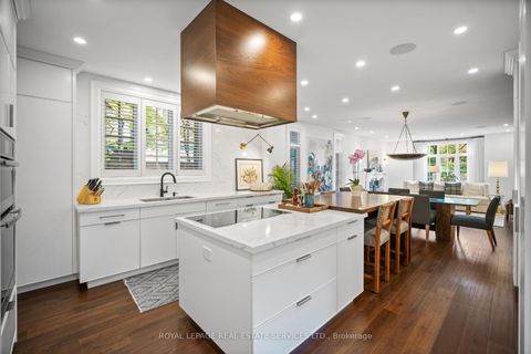 Photo 10 at 4 Reigate Road, Humber Valley, Toronto