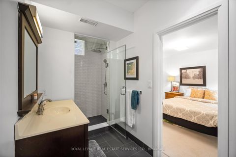 Photo 35 at 4 Reigate Road, Humber Valley, Toronto