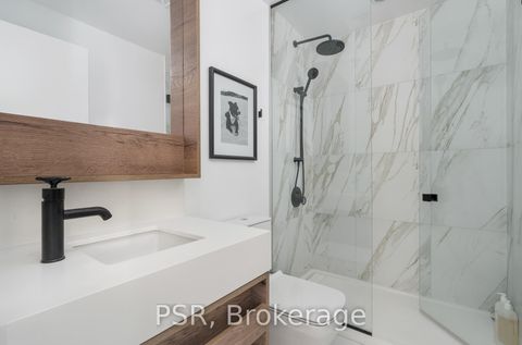 Photo 2 at 505 - 505 Richmond Street W, Waterfront Communities C1, Toronto