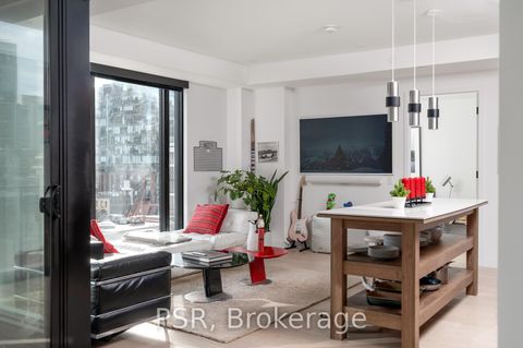 Photo 11 at 505 - 505 Richmond Street W, Waterfront Communities C1, Toronto