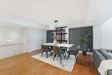 Photo 9 at 12 - 200 Clinton Street, Little Italy, Toronto