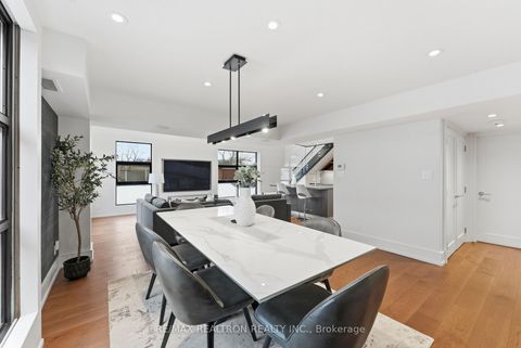 Photo 11 at 12 - 200 Clinton Street, Little Italy, Toronto