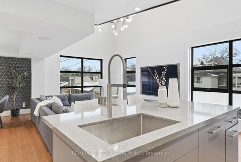 Photo 20 at 12 - 200 Clinton Street, Little Italy, Toronto