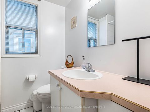 Photo 14 at 54 Bicknell Avenue, Eglinton West, Toronto