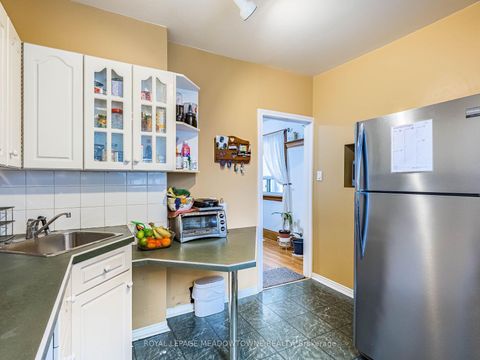 Photo 24 at 54 Bicknell Avenue, Eglinton West, Toronto